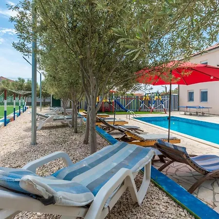 Hébergement de vacances Awesome In With Kitchen *