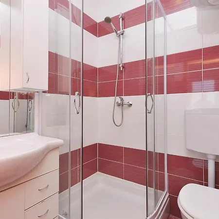 Awesome In With Kitchen Hébergement de vacances